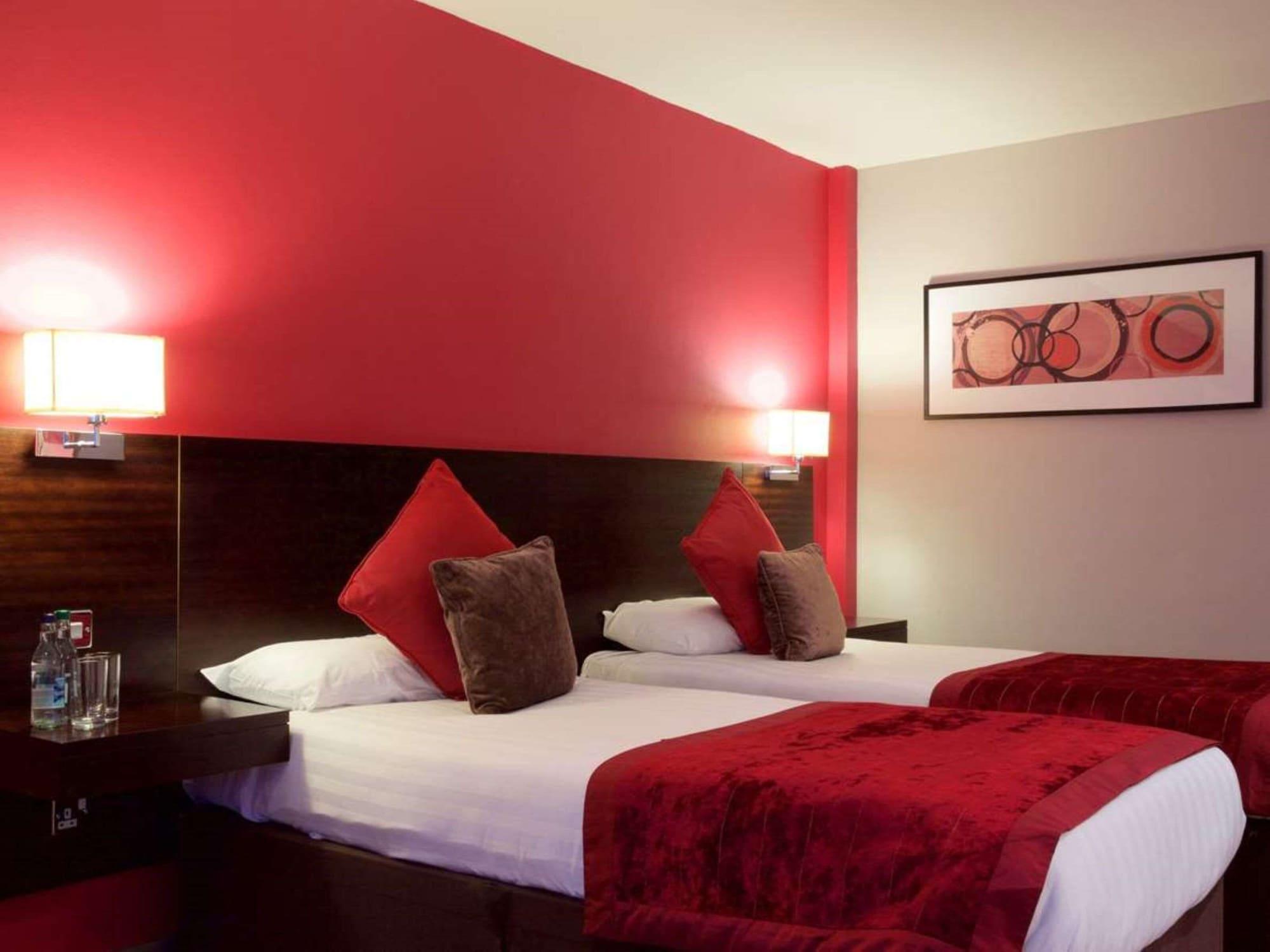 Aberdeen Airport Dyce Hotel, Sure Hotel Collection By BW Exterior photo