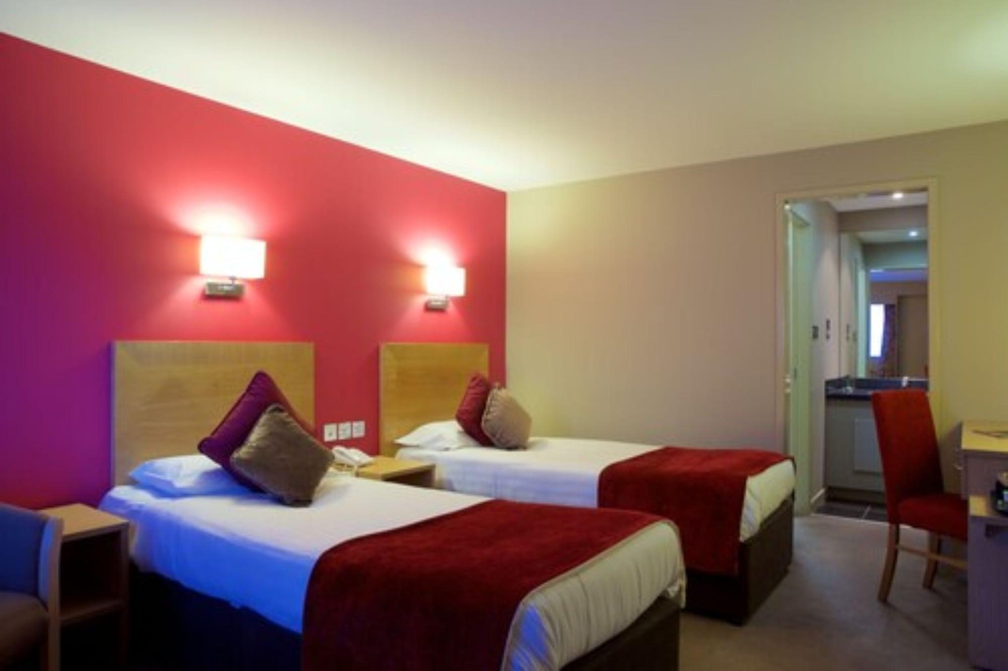Aberdeen Airport Dyce Hotel, Sure Hotel Collection By BW Exterior photo