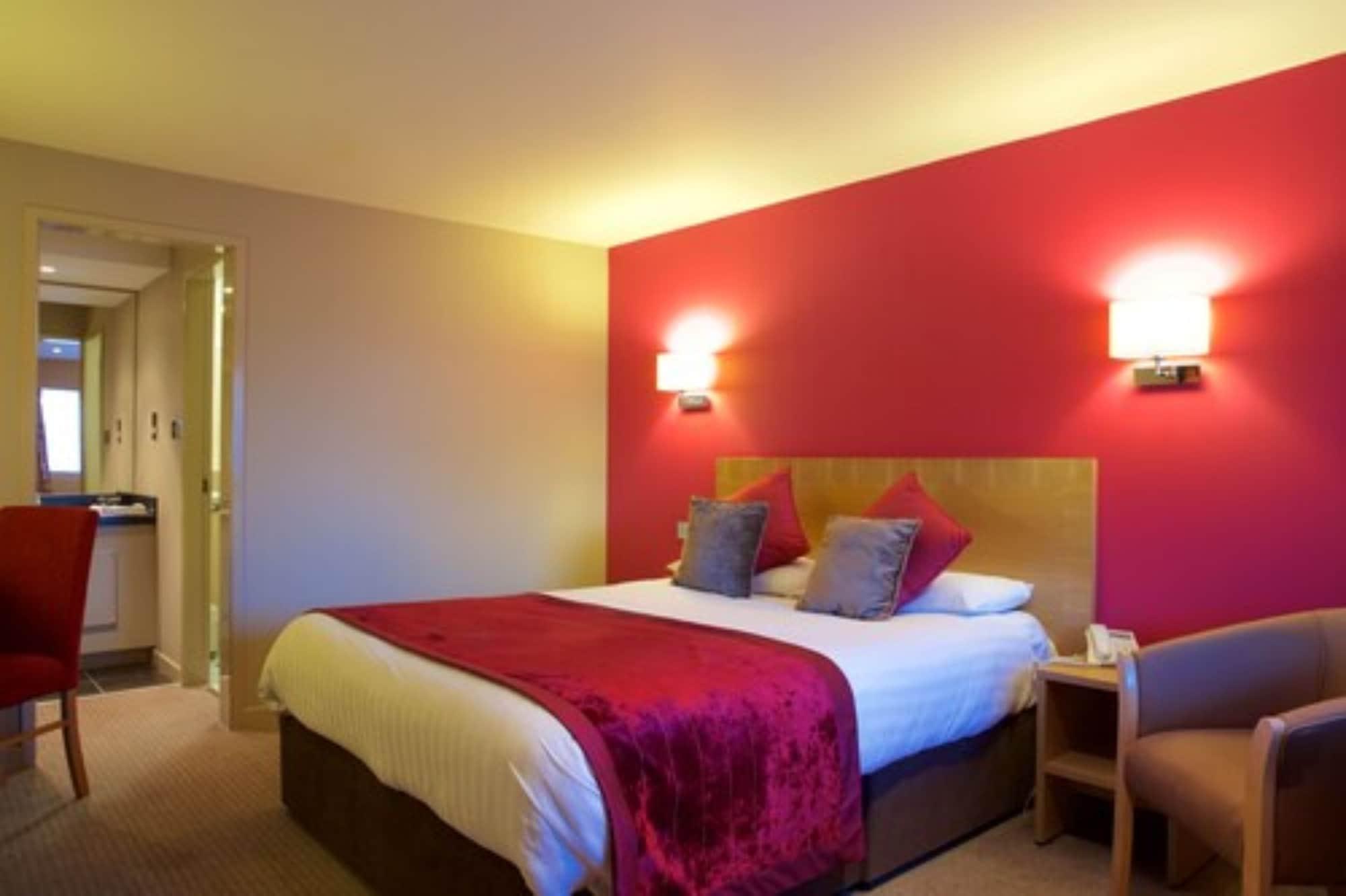Aberdeen Airport Dyce Hotel, Sure Hotel Collection By BW Exterior photo
