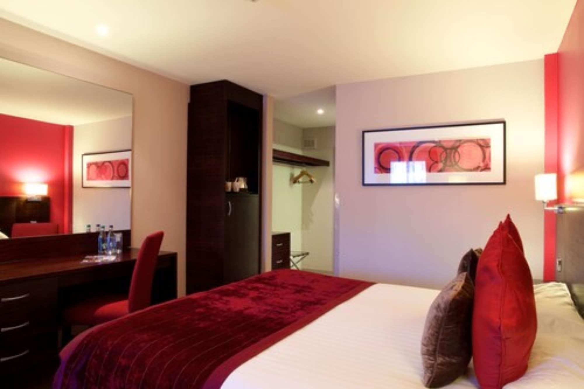 Aberdeen Airport Dyce Hotel, Sure Hotel Collection By BW Exterior photo